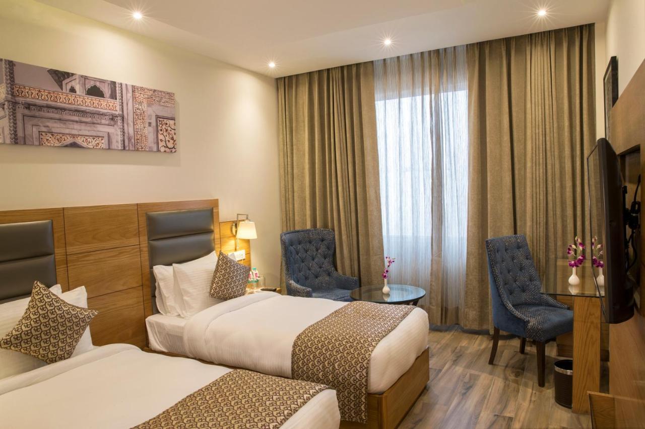 Regenta Central Cassia Zirakpur Chandigarh Экстерьер фото