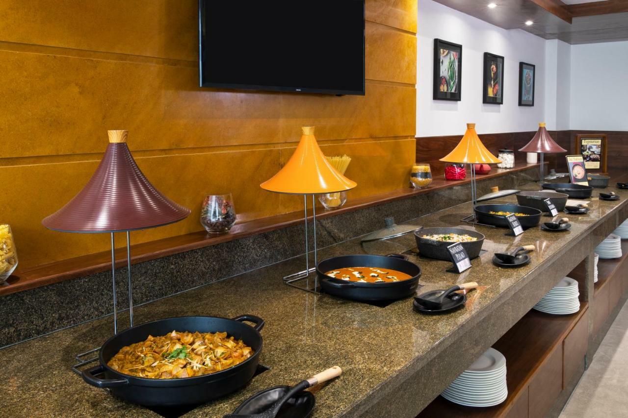 Regenta Central Cassia Zirakpur Chandigarh Экстерьер фото