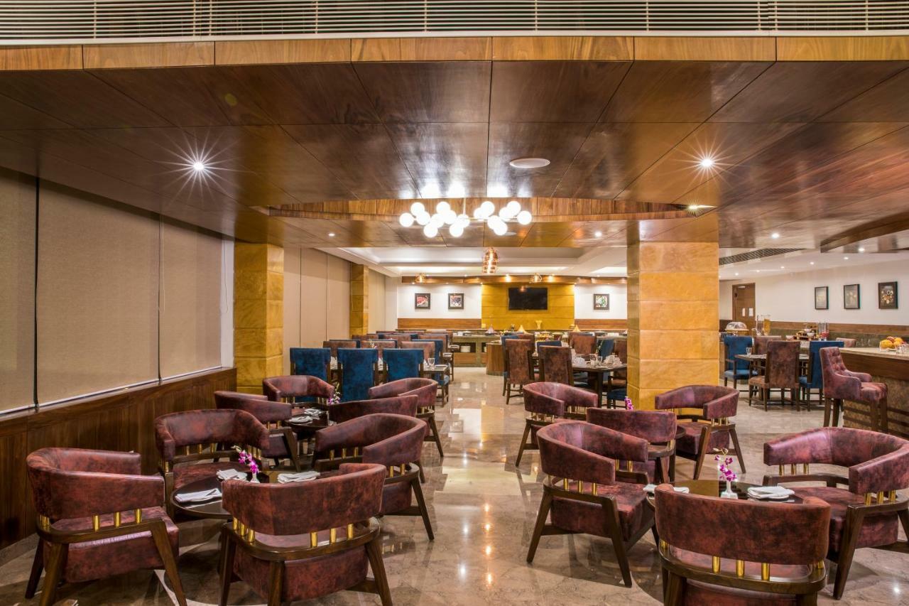 Regenta Central Cassia Zirakpur Chandigarh Экстерьер фото