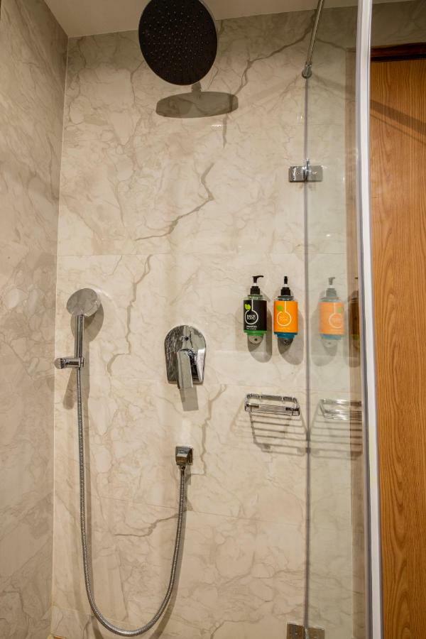 Regenta Central Cassia Zirakpur Chandigarh Экстерьер фото